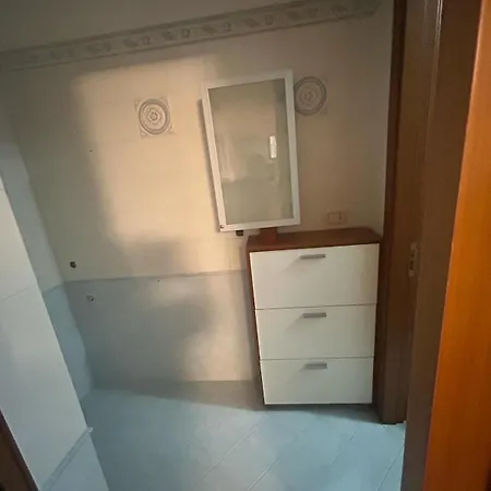 Indipendente 波坦察皮切纳港